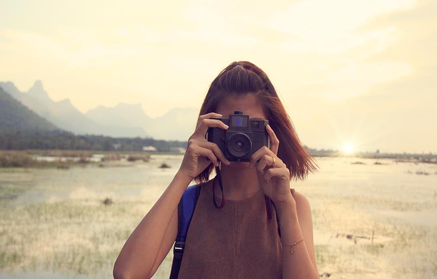 MODERN PHOTO